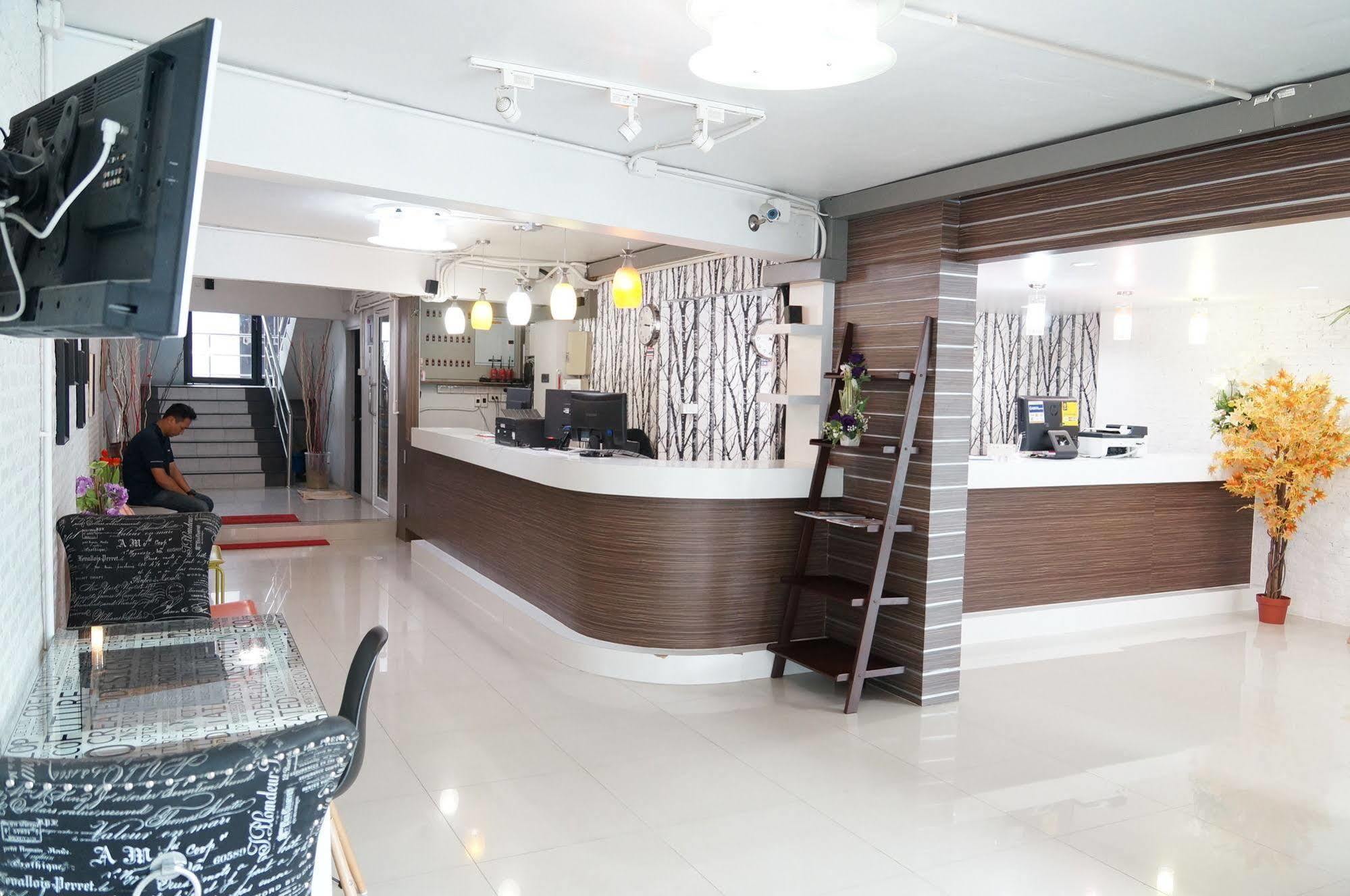 Ma Non Nont Hotel & Apartment Nonthaburi Exterior photo